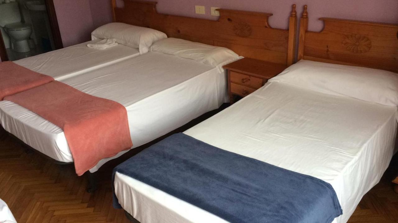 Albergue Hostal Telmo Tui Buitenkant foto