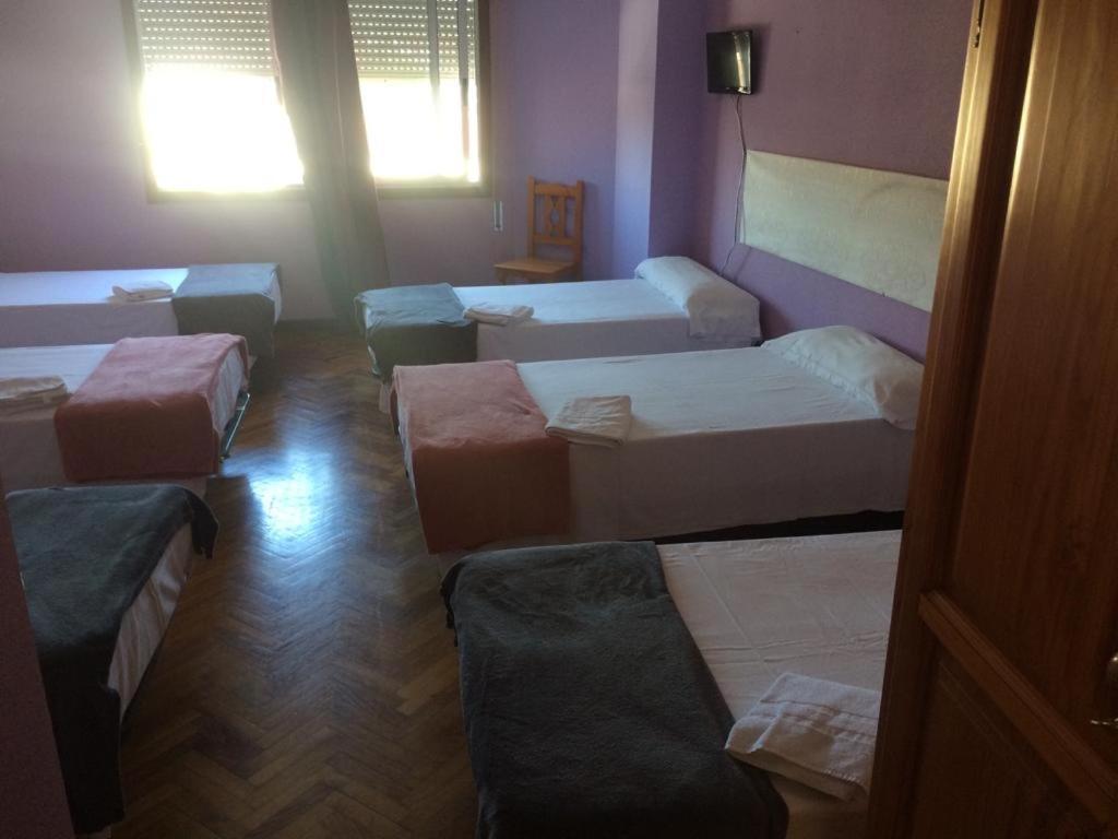 Albergue Hostal Telmo Tui Buitenkant foto